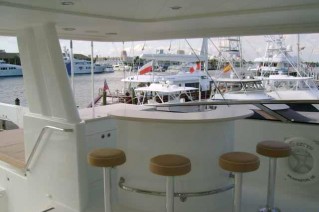 NEW MOON II - Flybridge